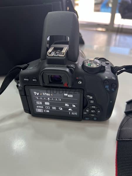 CANON  750D IN VERY GOOD CONDITION 3