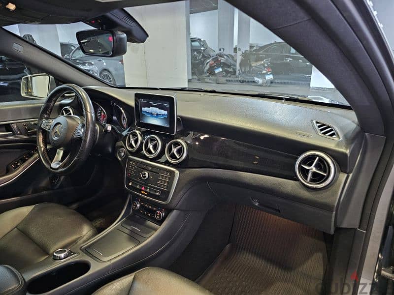 2015 Mercedes CLA 250 Look AMG Grey/Black Clean Carfax Like New! 9