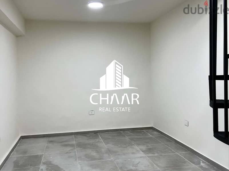 #R2147 - Shop for Rent in Mazraa 2