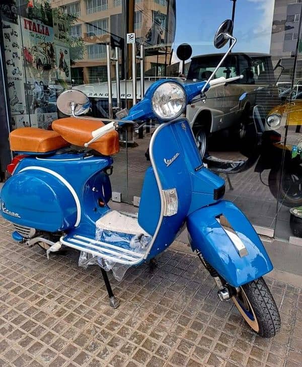 Italian Classic Vespa 200 PX Mod. 2004 0