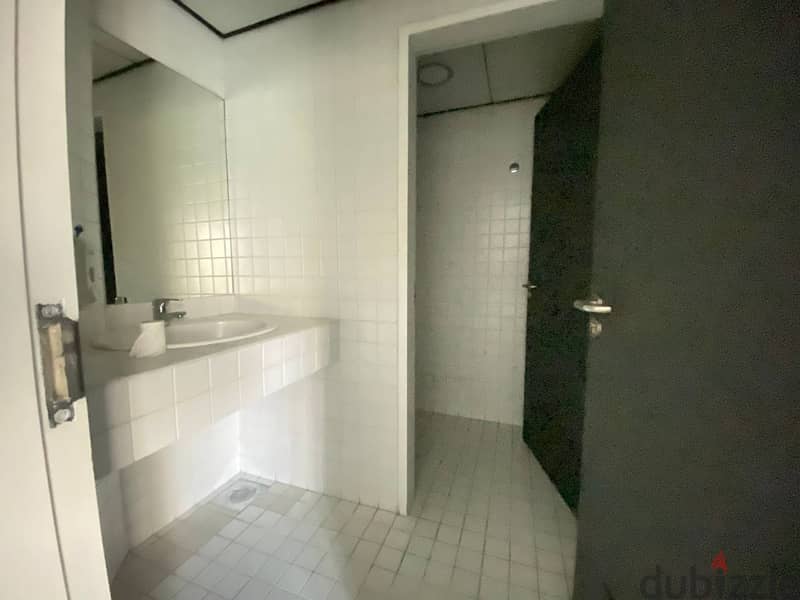 Zouk Mosbeh/ Commercial Space for Rent -زوق مصبح/ مساحة تجارية للإيجار 6