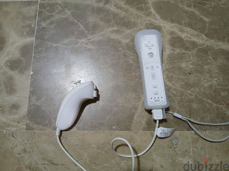 Wii Mario Kart Edition very clean 4