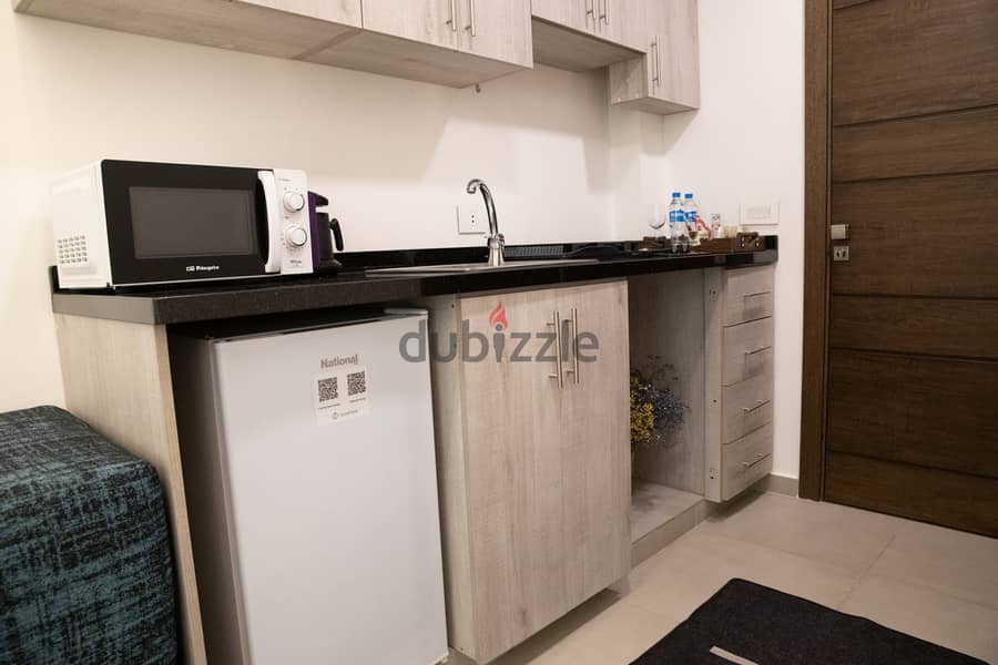 Furnished Studio for Rent in Gemmayze استوديو مفروش للايجار 4