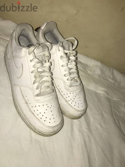 white  nike airfors