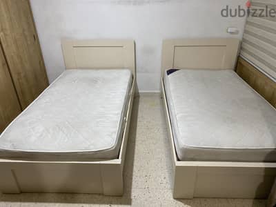 2 x Single Beds 1,10m x 2m with 2 mattresses