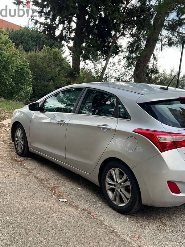 Hyundai Elantra GT 2014 3