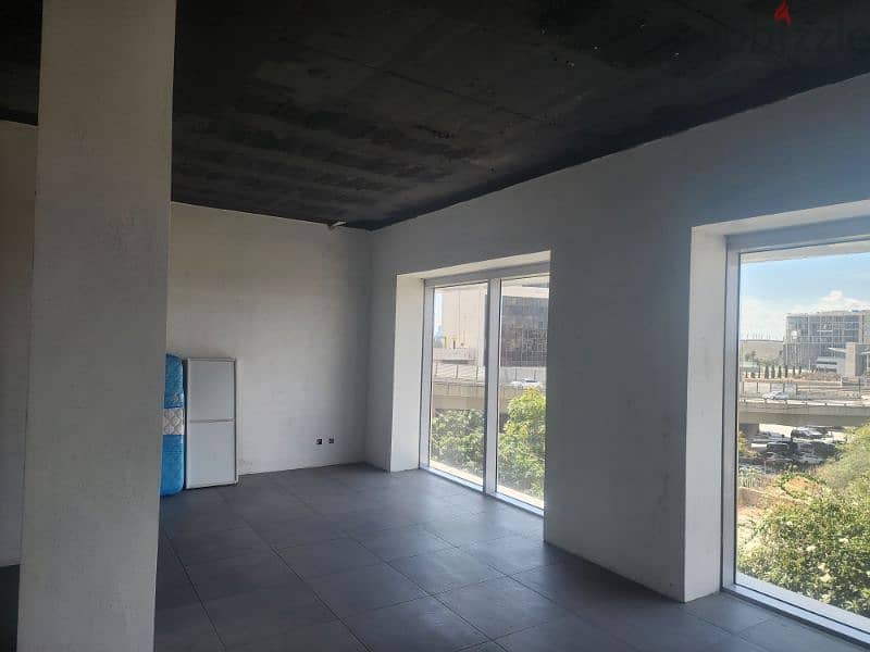 office for rent in sin el fil مكتب للايجار في سن الفيل 0