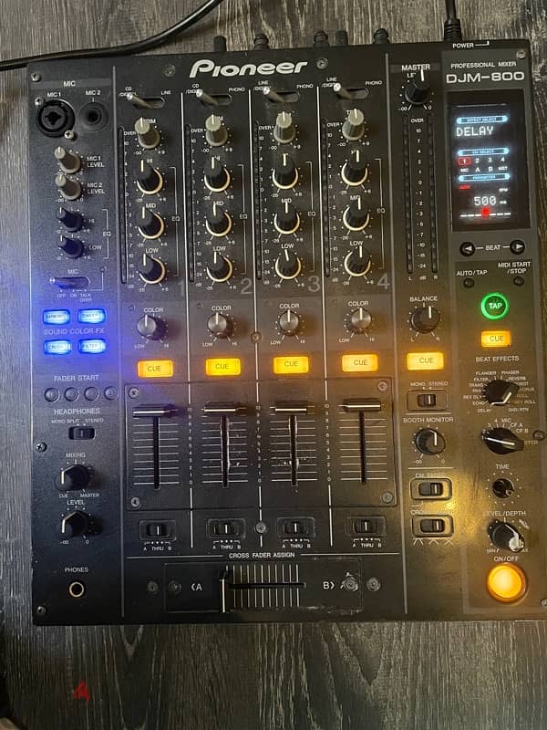 Pioneer DJM 800 mixer with 3 Pioneer CDJ 350 ( with all the cables ) 8