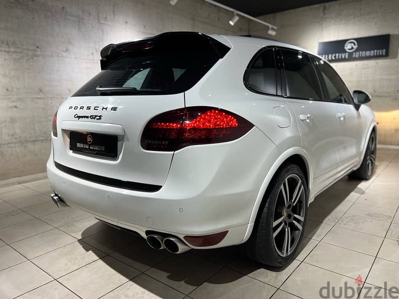 Porsche Cayenne GTS Specs company service 13