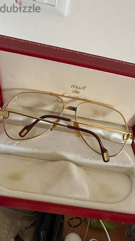 cartier eyeglasses 37 years old 3