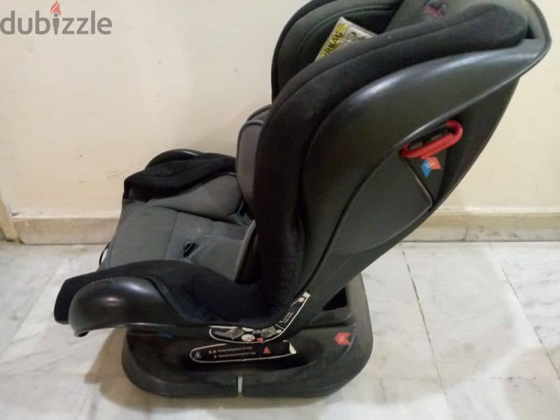 car seat is e new 0