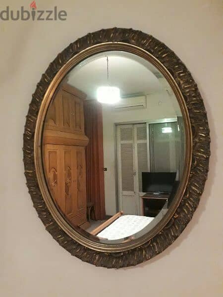 ANTIQUE OVAL MIRROR 1