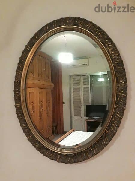 VINTAGE OVAL MIRROR 1