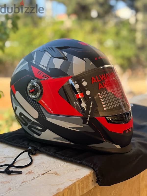 Motorcycle helmet LS2 1