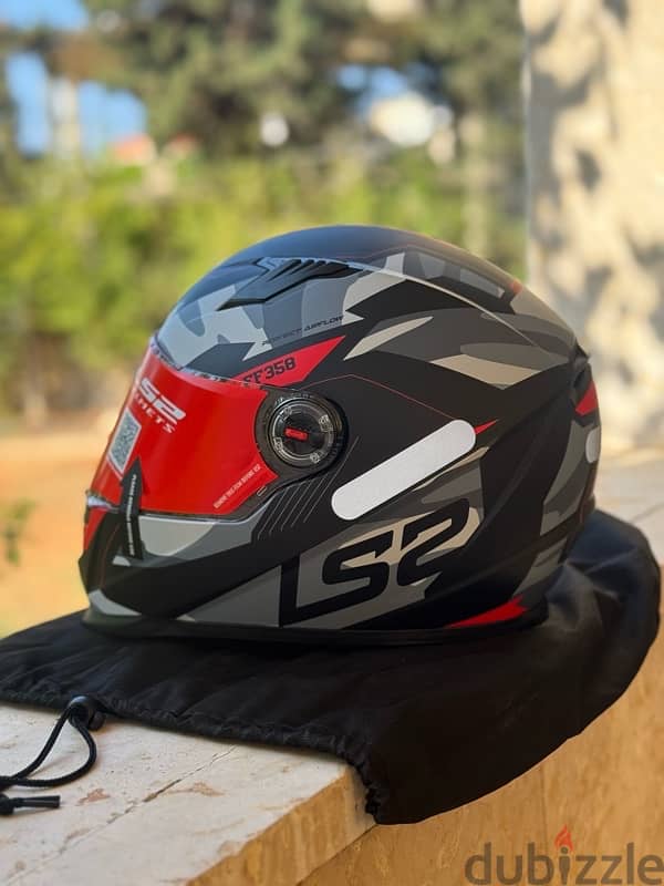 Motorcycle helmet LS2 5