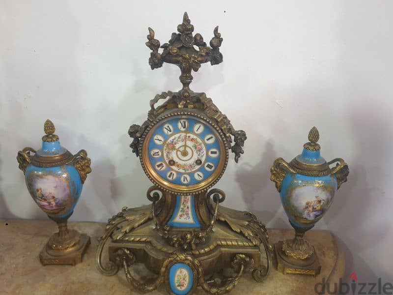 antique french louis Vl bronze and porcelaine 3 piece clock set 1