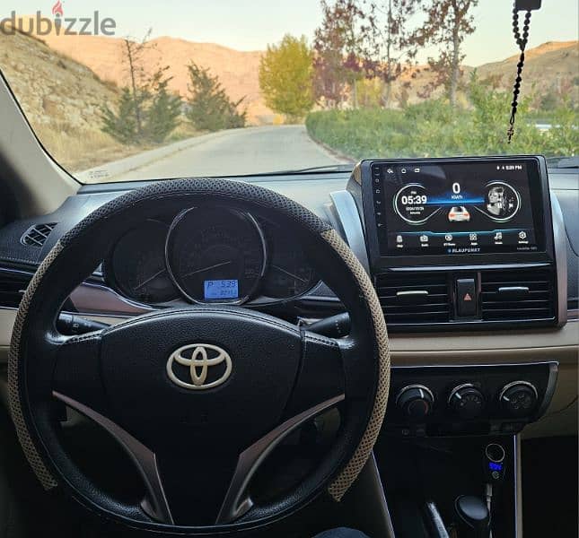 Toyota Yaris 2015 4