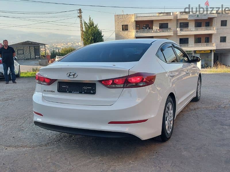 Hyundai Elantra 2017 50 000 miles ajnabye 3