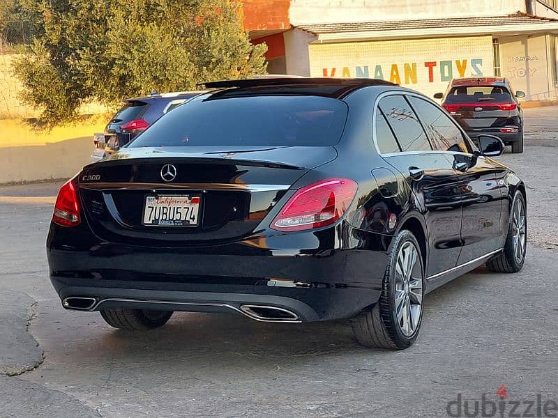 C300 2wd model 2016 super clean ajnabye full options 5