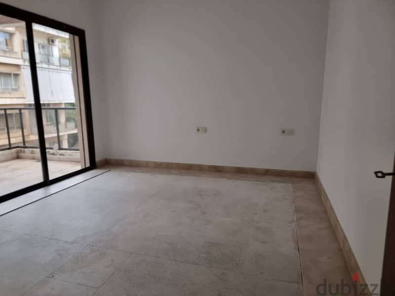 210 SQM Apartment For Sale In Achrafieh شقة للبيع في الاشرفية#JZ106224 4