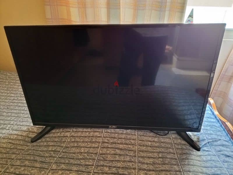 2 TVs for sale 0