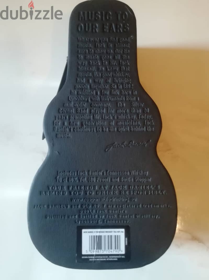 JACK DANIELS Limited edition collectable guitar case box and bottle 3