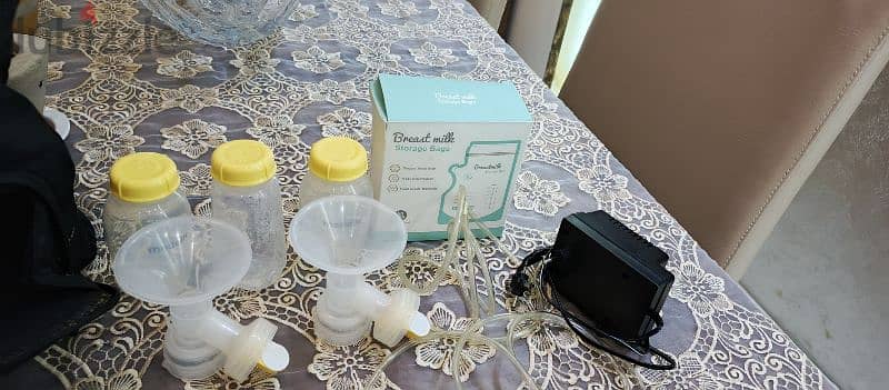 very high quality "Medela" like new 1