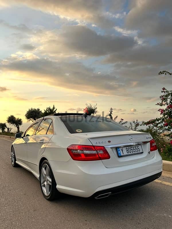 Mercedes-Benz E-Class 2011 0