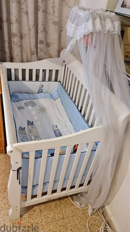 wood baby bed 2