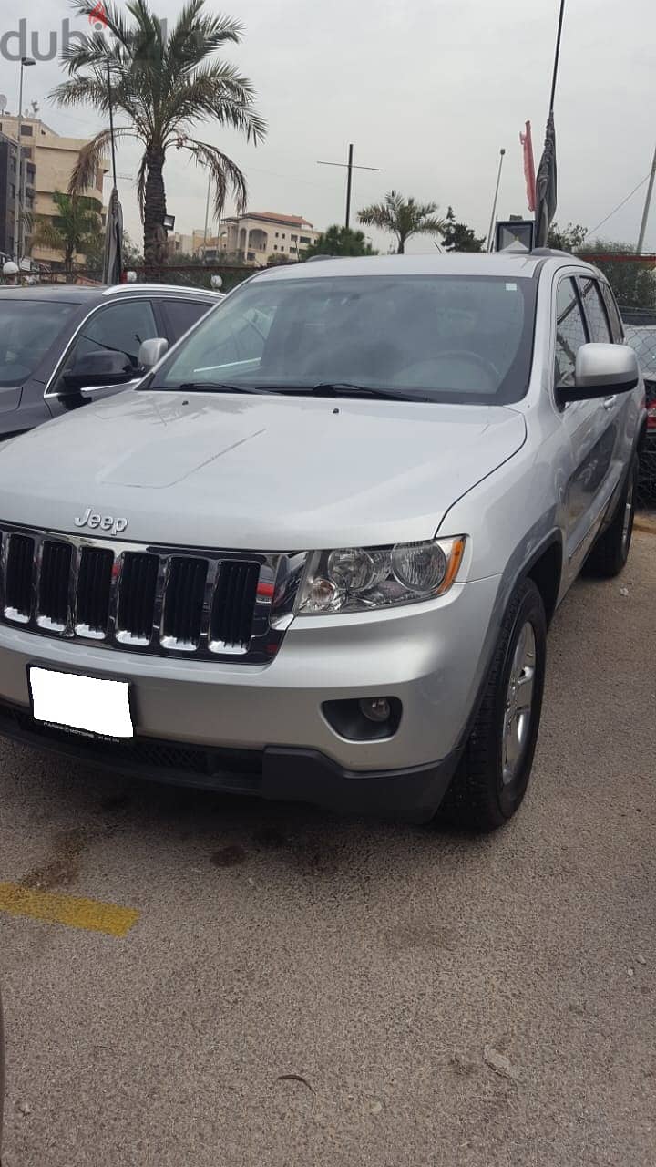 Jeep Grand Cherokee 2011 1