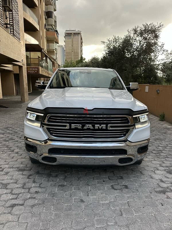 Dodge Ram 1500 Laramie Hemi 5.7 L 2022 double crew cab 0