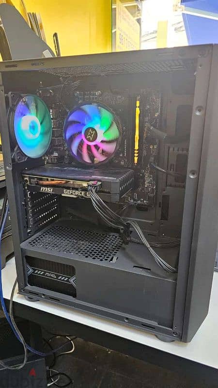 Gaming Pc used 3 months lije new 1