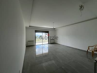 Apartment for sale in Baabdat شقة للبيع في بعبدات