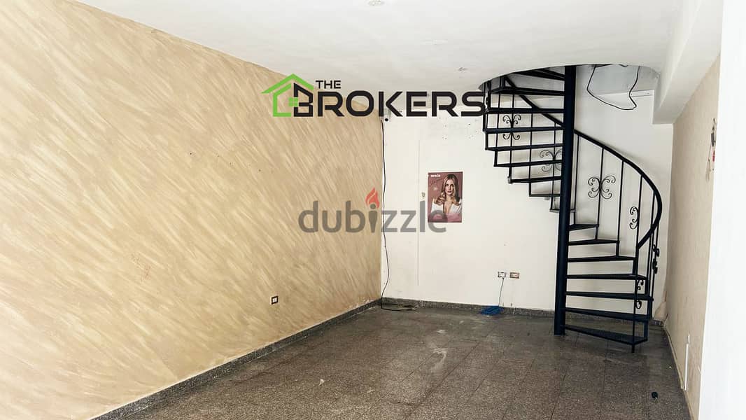 Shop for Rent in Tariq el Jdideh محل للايجار في الطريق الجديدة 0