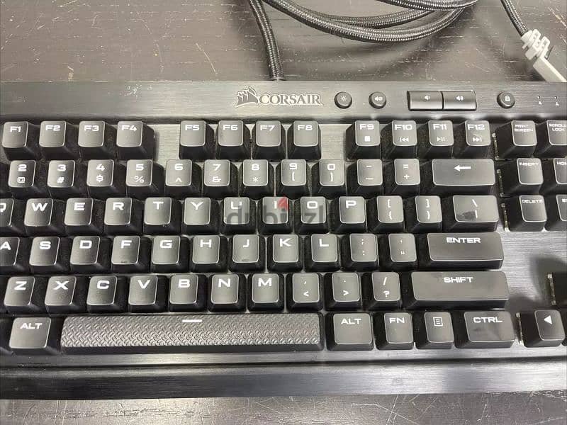 corsair K65 LUX RGB gaming keyboard 3