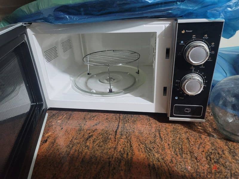 90 cm oven ghaz and many other appliances- bi de3e el safar 4