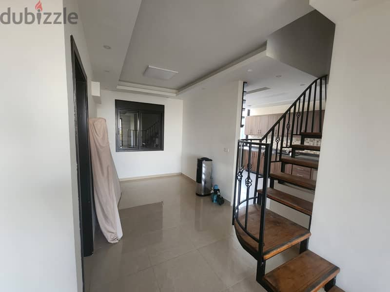 RWB182EA - Duplex apartment for sale in Safra 3