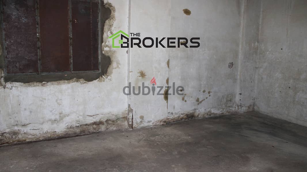 Warehouse for Sale in Hazmiyeh  مستودع للبيع في الحازمية 1