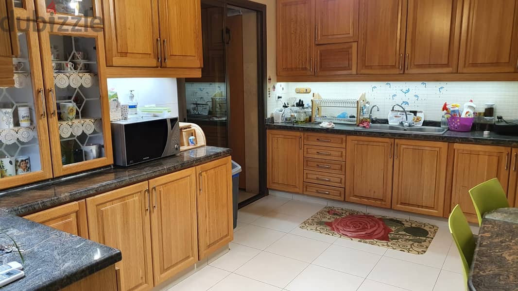 Luxury apartment for sale in Ain Mreiseh شقة فخمة للبيع في عين المريسة 4