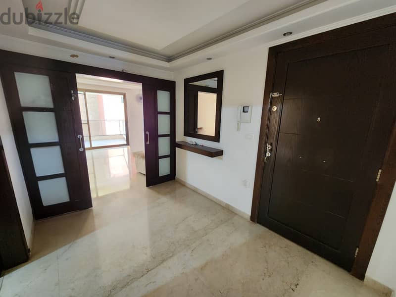 Apartment for sale in Ain Mraiseh (على البحر) شقة للبيع في عين المريسة 9