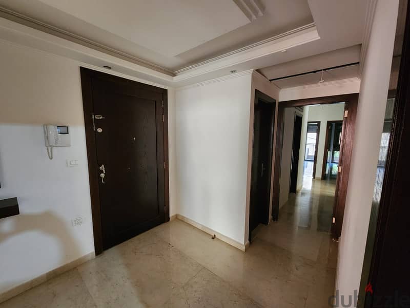 Apartment for sale in Ain Mraiseh (على البحر) شقة للبيع في عين المريسة 10