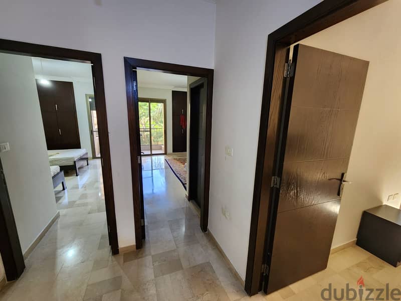 Apartment for sale in Ain Mraiseh (على البحر) شقة للبيع في عين المريسة 11