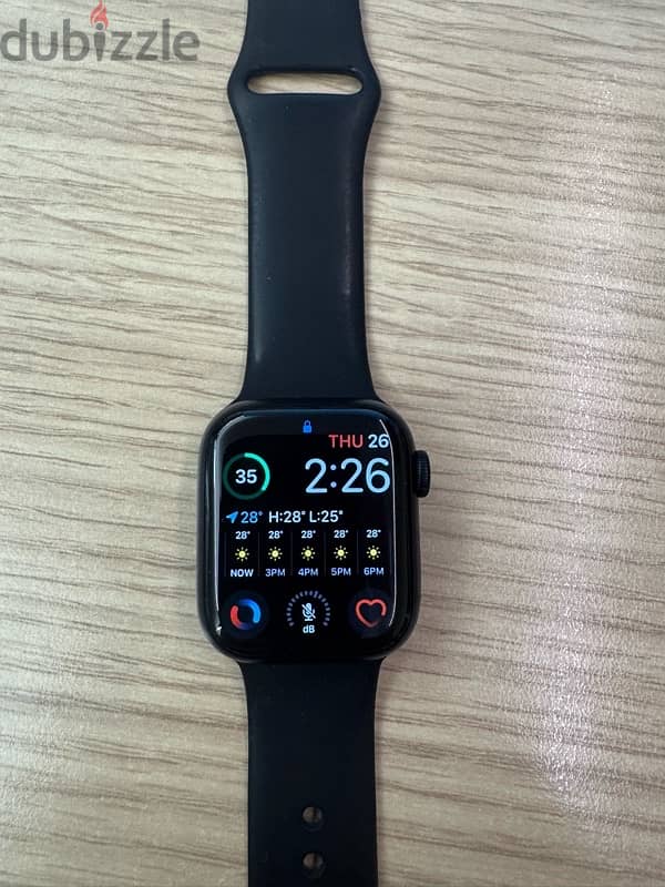 Apple Watch Series 7 (41mm) 1