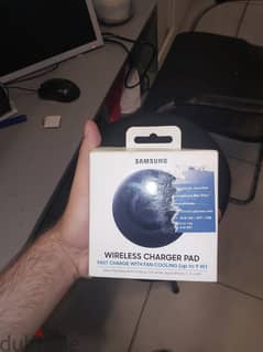 samsung wireless charger pad 0