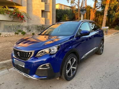 Peugeot 3008 - 2018 Blue in excellent conditions