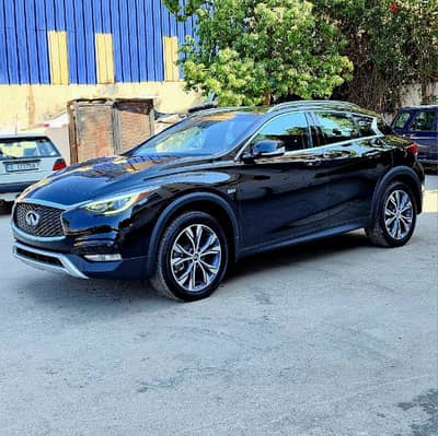 Infiniti Qx 30 2018 AWD PREMIUM full 84000 miles شبه جديدة