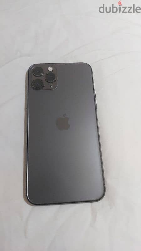 iphone 11 pro 256gb with box 1