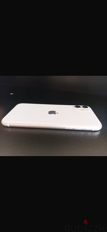 iphone 11 64gb like new 5