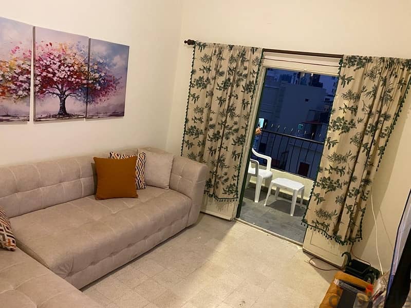 AJAR SANAWE 50m one bedroom furnished achrafieh geitawi roum hospital 3