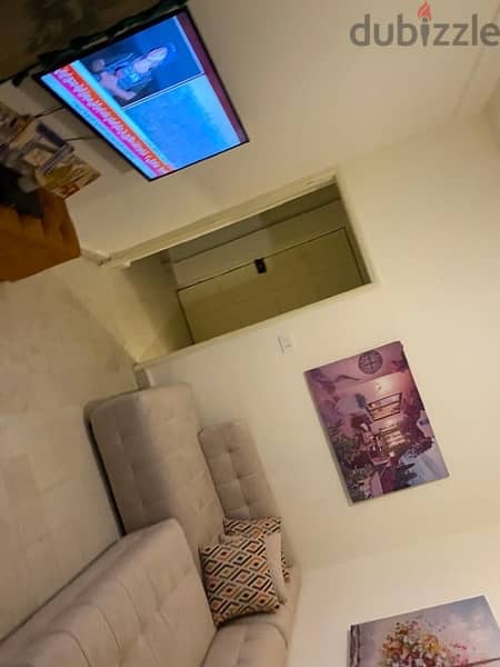 AJAR SANAWE 50m one bedroom furnished achrafieh geitawi roum hospital 4